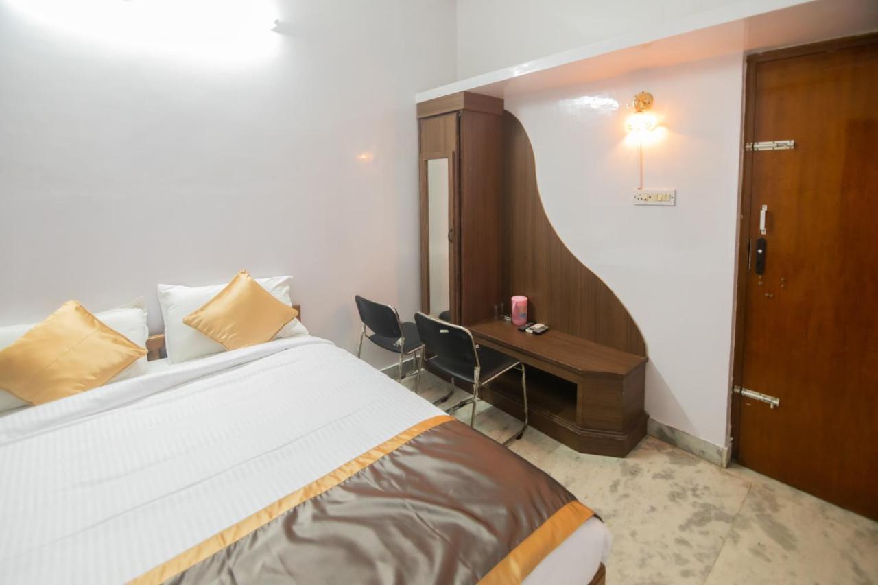 Hotel Sp Grand Karur  外观 照片