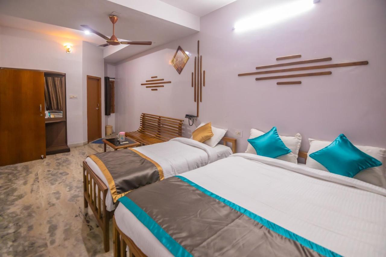 Hotel Sp Grand Karur  外观 照片